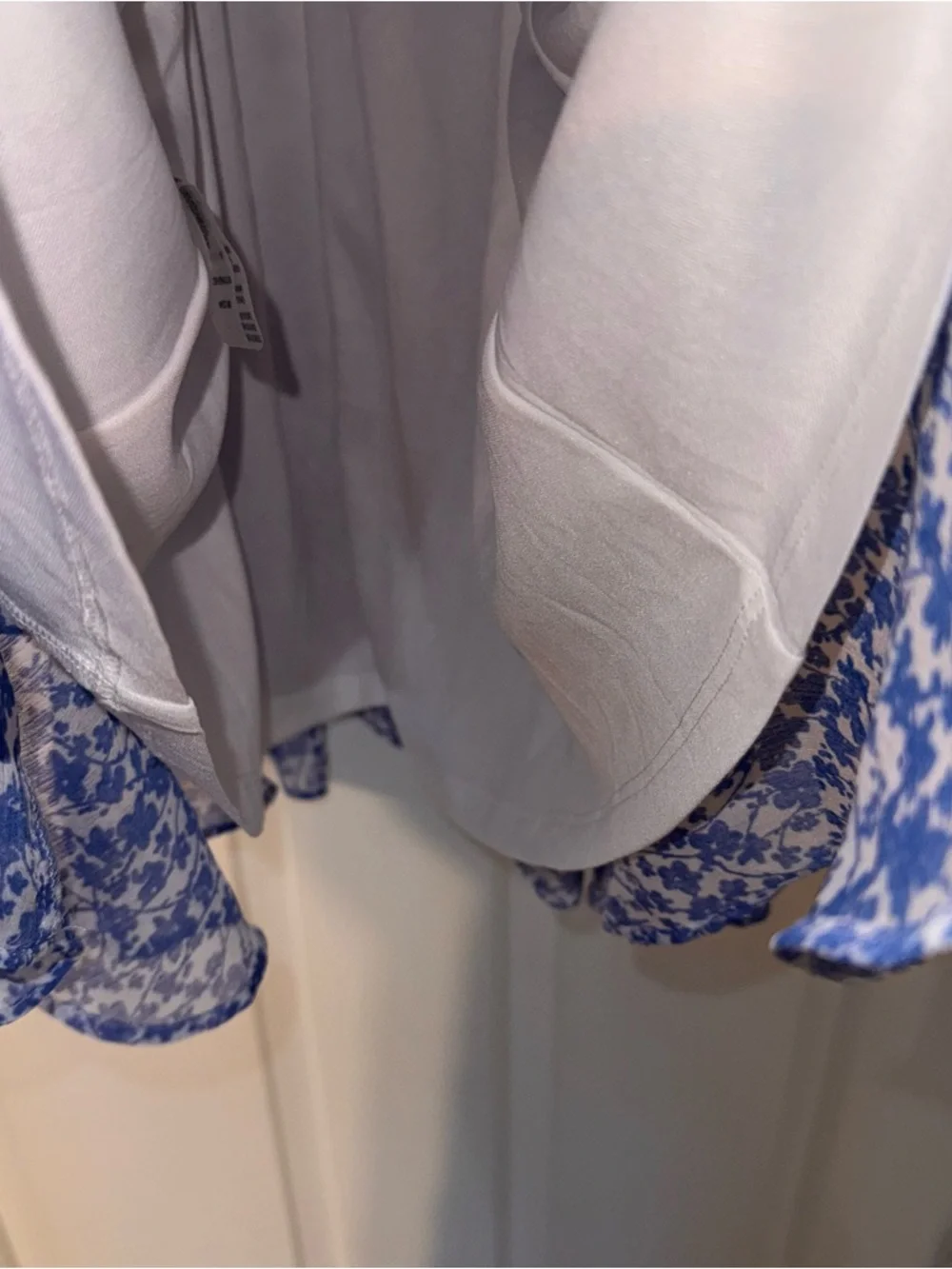 Tommy Hilfiger Light Blue white Floral sleeveless Ruffle chiffon Dress 12 NWOT - Picture 10 of 16